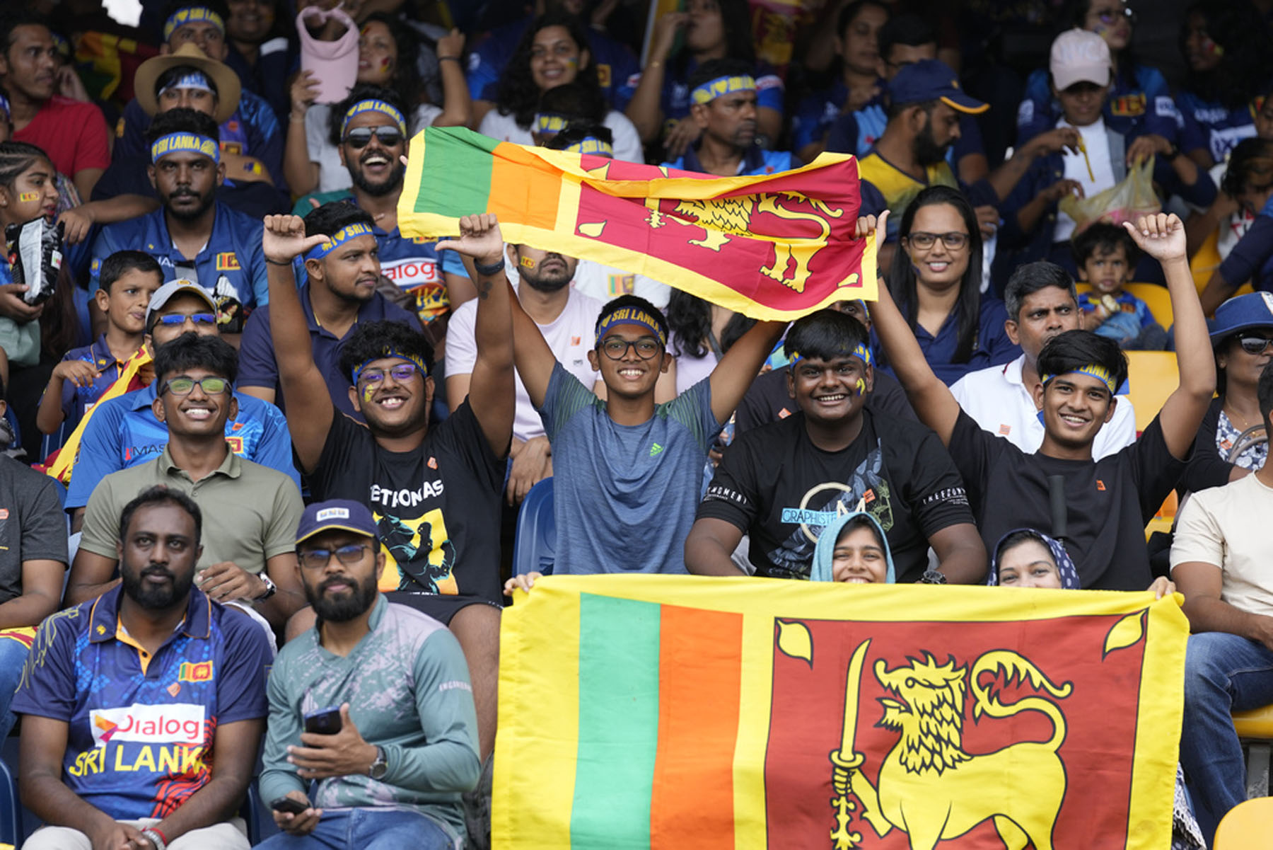 एसिया कपको फाइनल भिडन्तमा श्रीलंका ५० रनमै अलआउट
